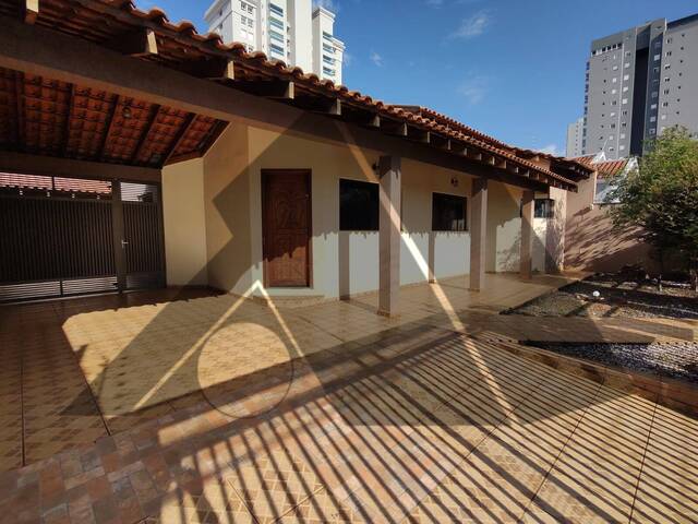 #321 - Casa para Locação em Arapongas - PR - 2