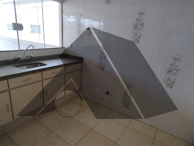 Apartamento para Locação em Arapongas - 3