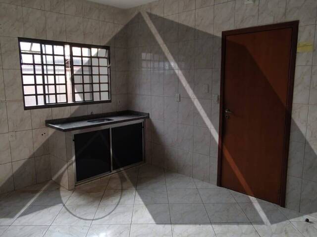 Apartamento para Locação em Arapongas - 3