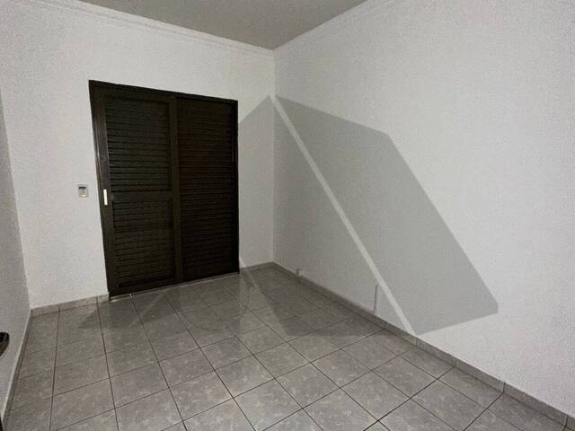 Apartamento para Locação em Arapongas - 4