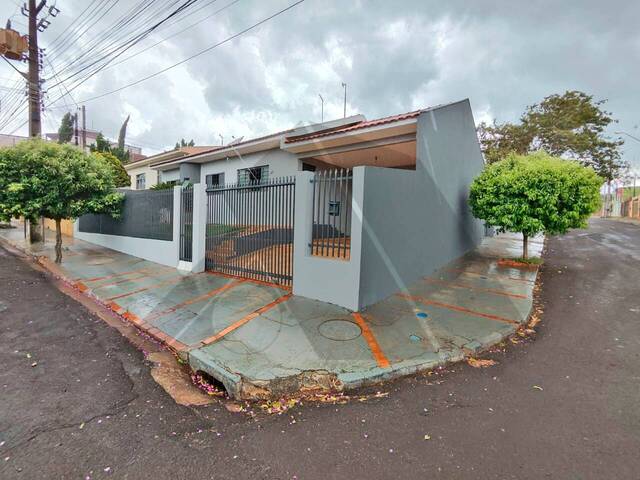 #426 - Casa para Venda em Arapongas - PR