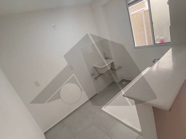 Apartamento para Locação em Arapongas - 2