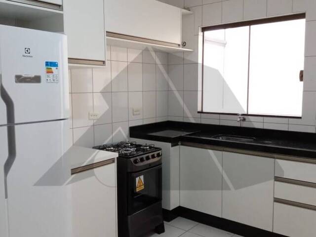 Apartamento para Locação em Arapongas - 2